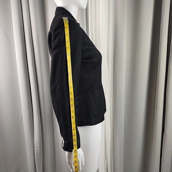 Liz Claiborne Petite Classics Three Button Black Blazer Size 2P - Picture 7 of 13